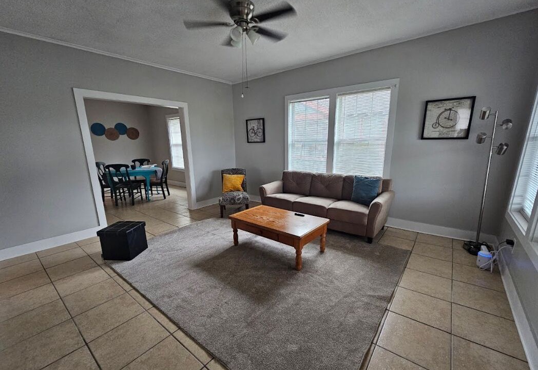 Photo of Livingroom in Fairbanks