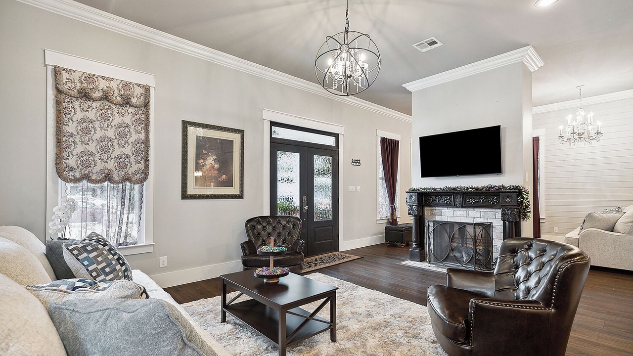 Photo of Livingroom in Slidell