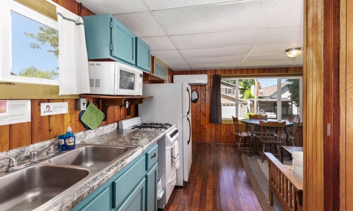 Photo of Kitchen in Chippewa Lake