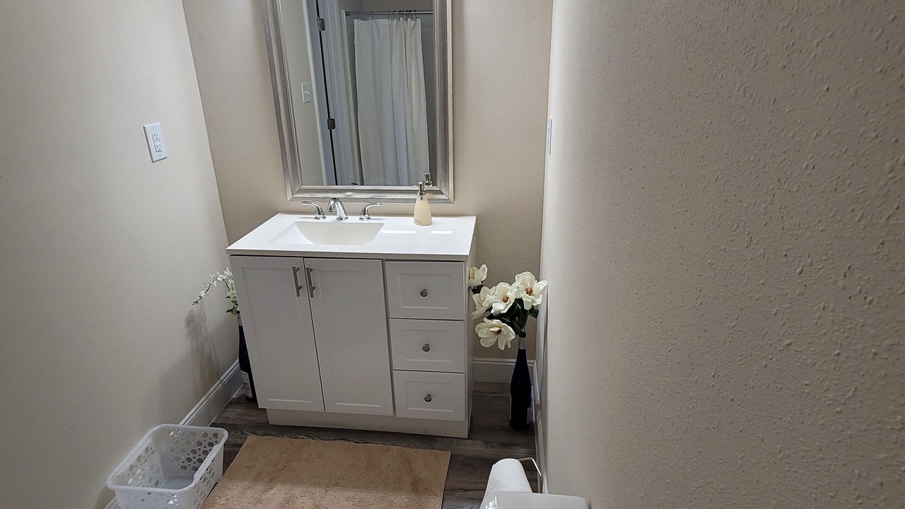 Photo of Bathroom in Mobile