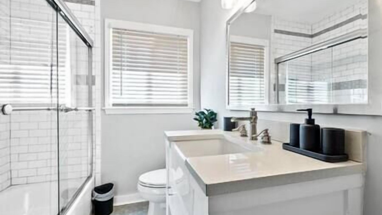 Photo of Bathroom in Candler-McAfee