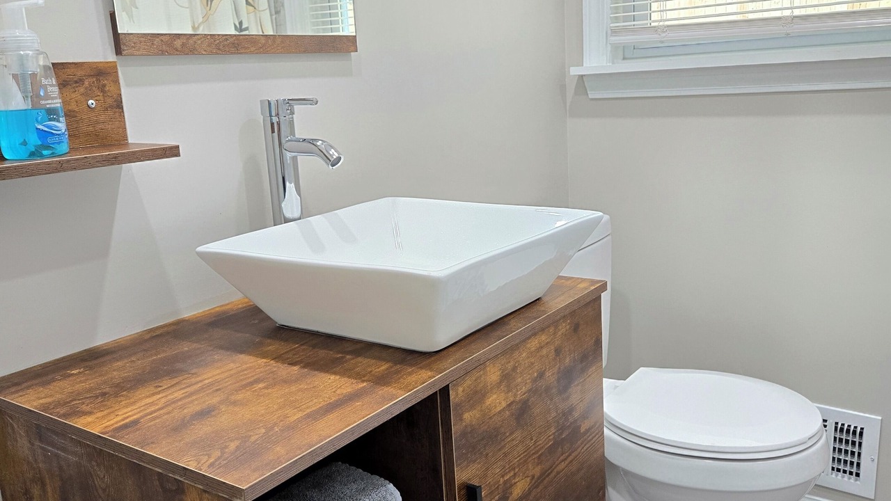 Photo of Bathroom in Mableton