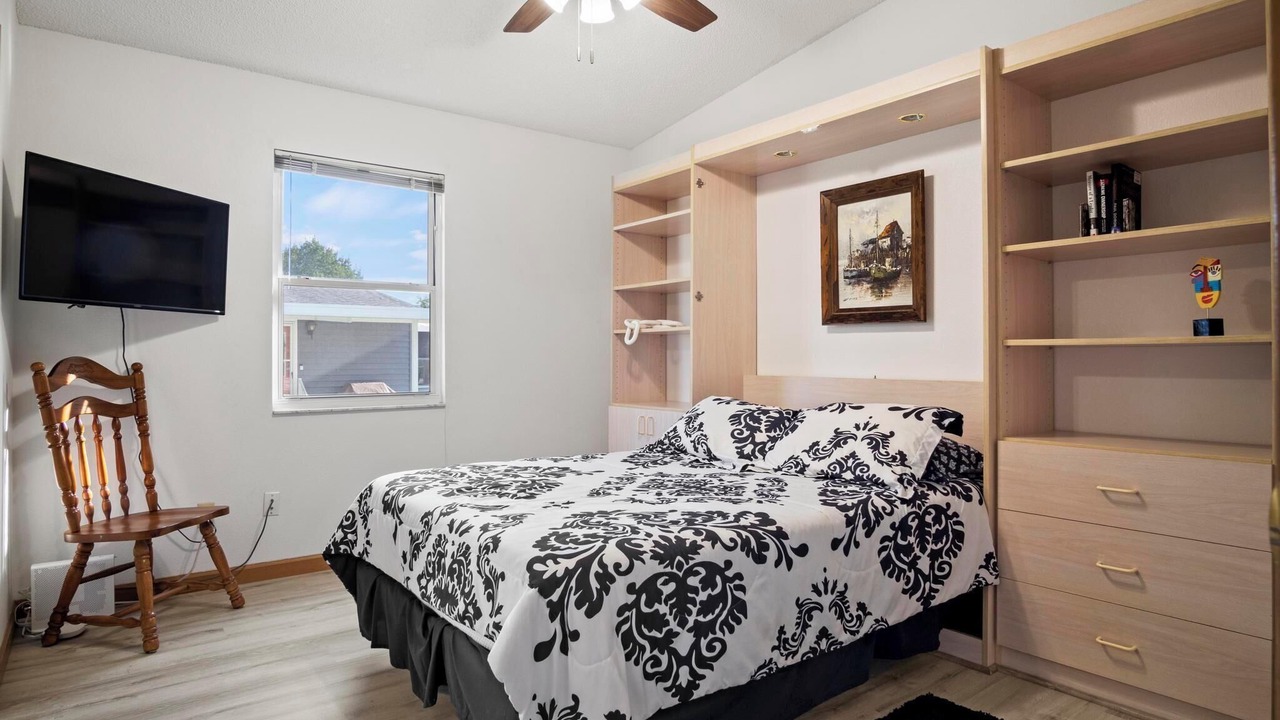 Photo of Bedroom in The Villages