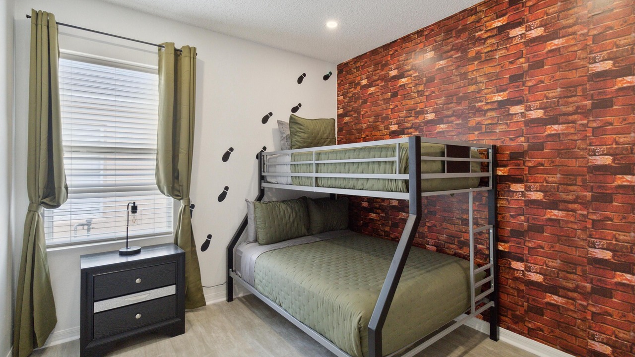 Photo of Bedroom in Sunset Ridge
