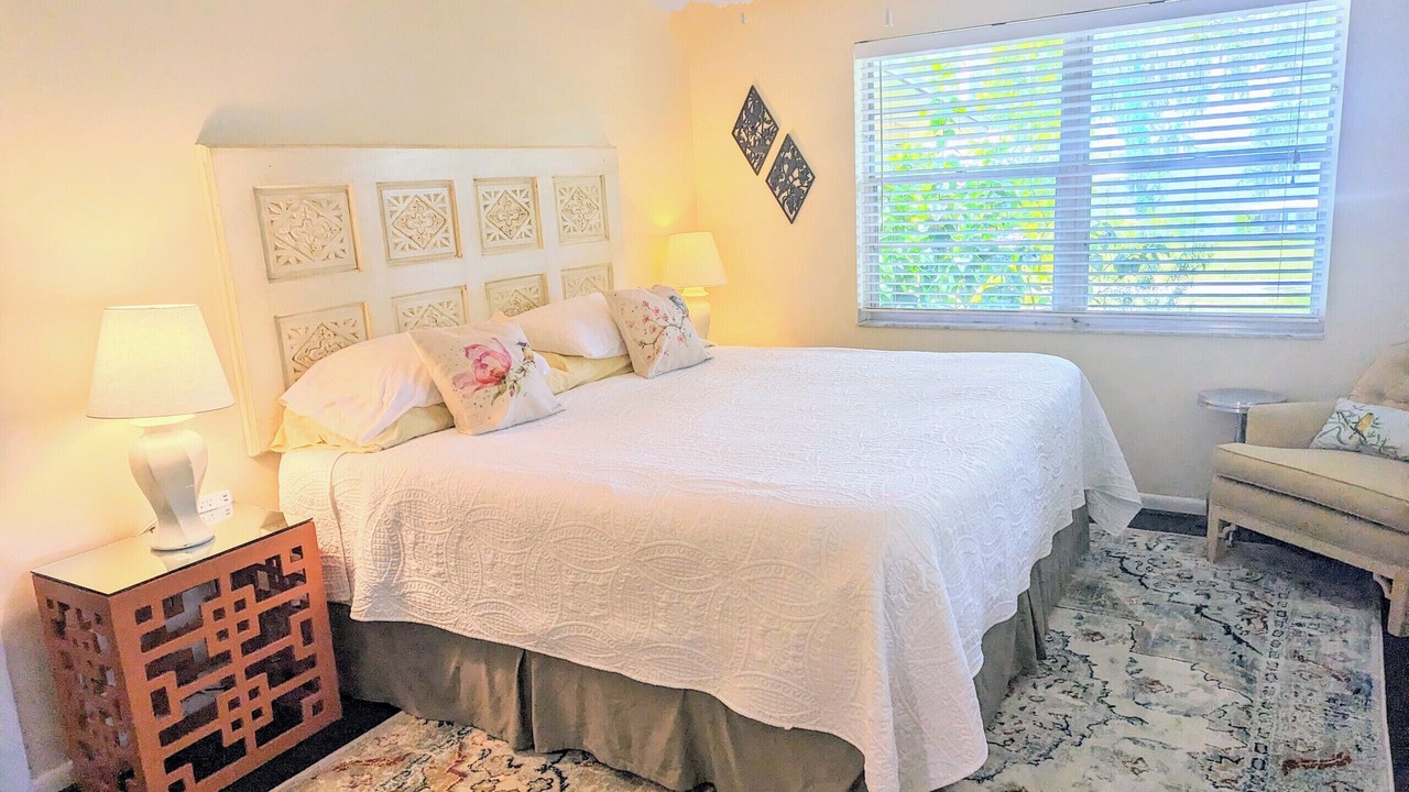Photo of Bedroom in Crescent City