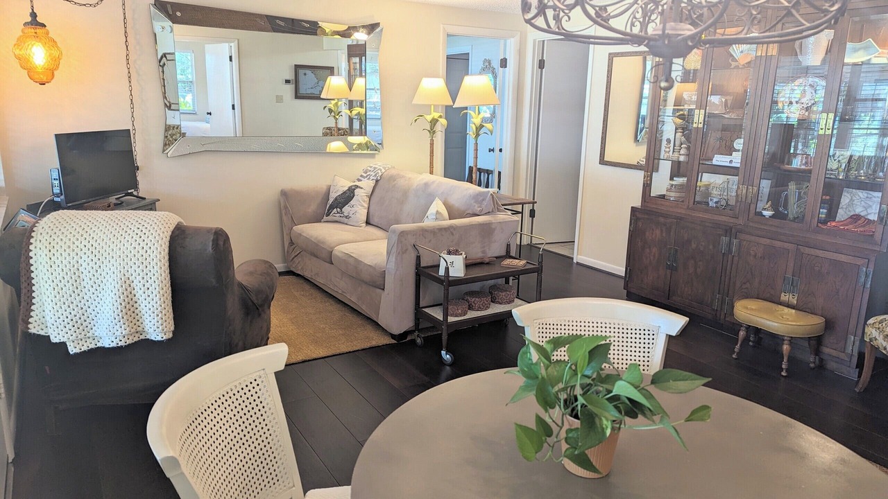 Photo of Livingroom in Crescent City
