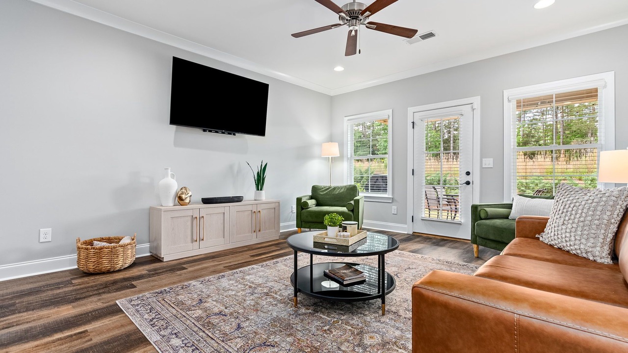 Photo of Livingroom in Auburn