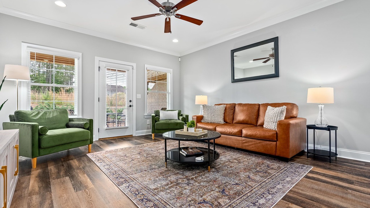 Photo of Livingroom in Auburn