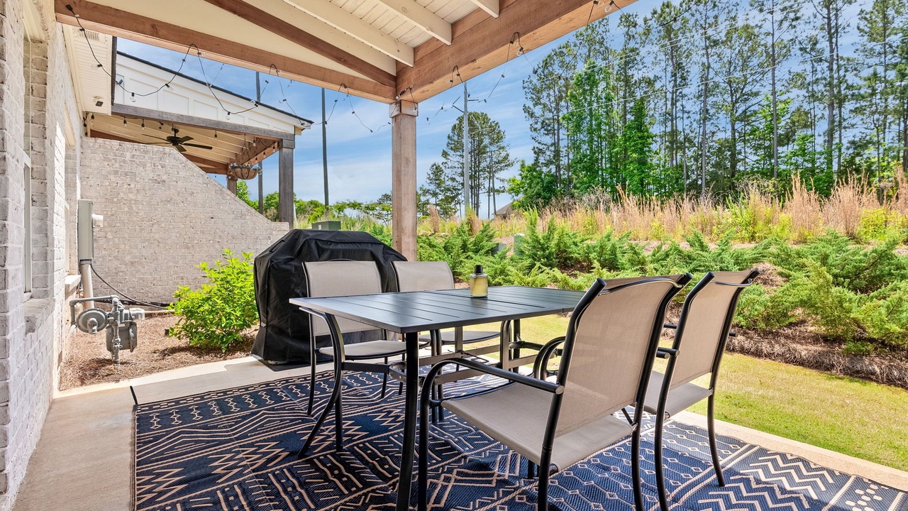 Photo of Outdoor in Auburn