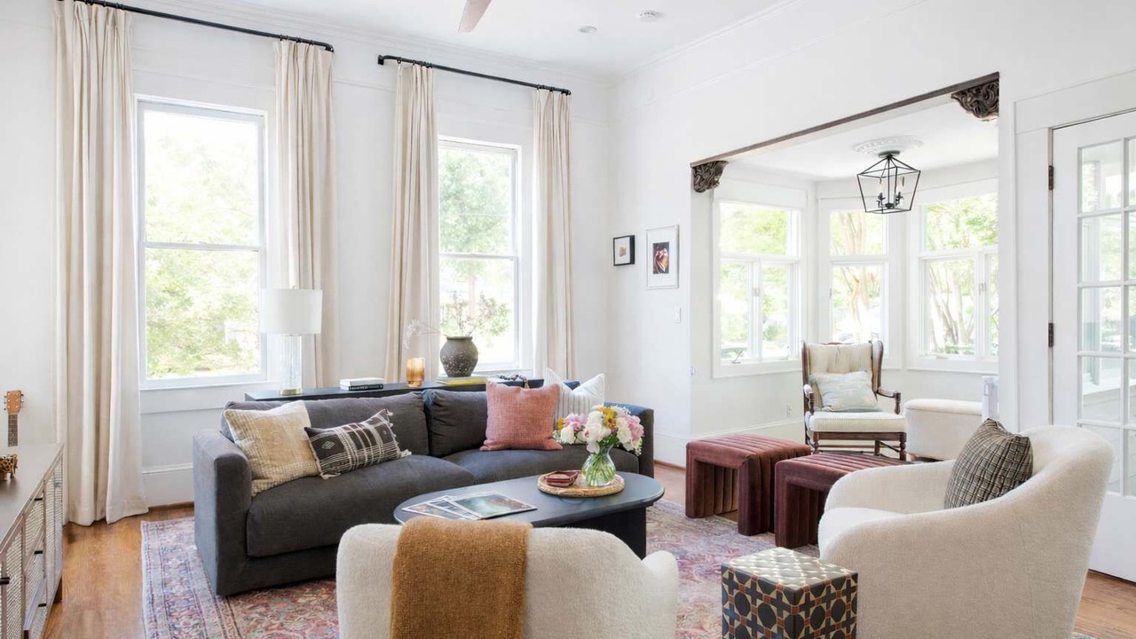 Photo of Livingroom in East Side