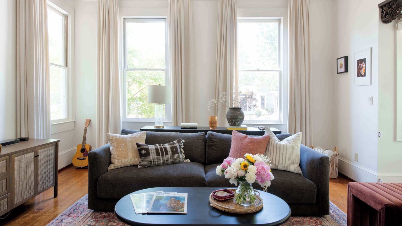 Photo of Livingroom in East Side