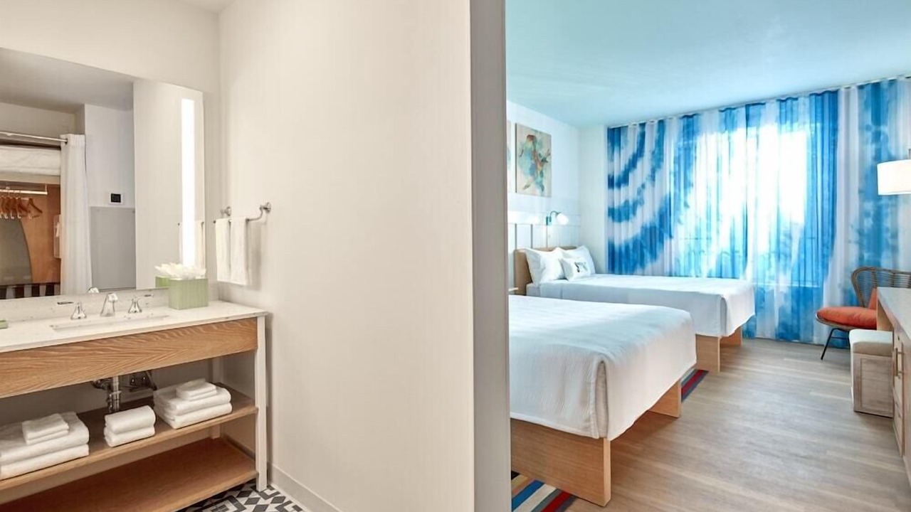 Photo of Bedroom in Florida Center