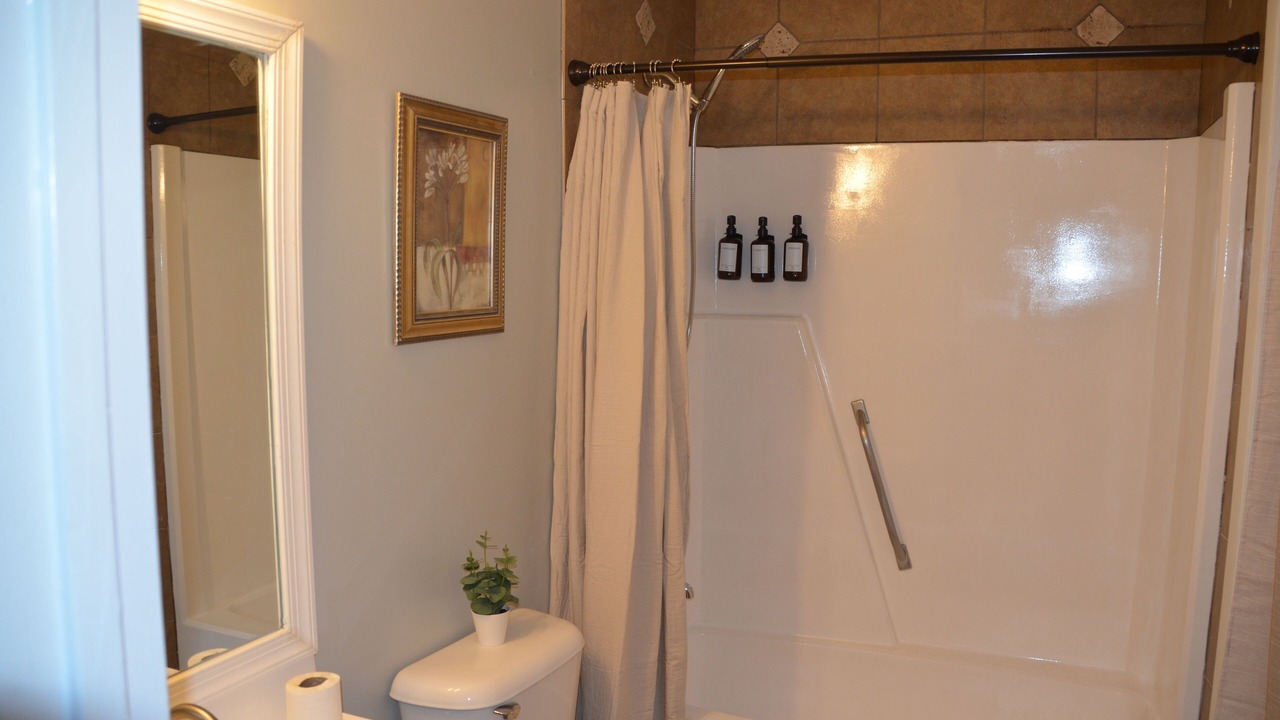 Photo of Bathroom in Enterprise