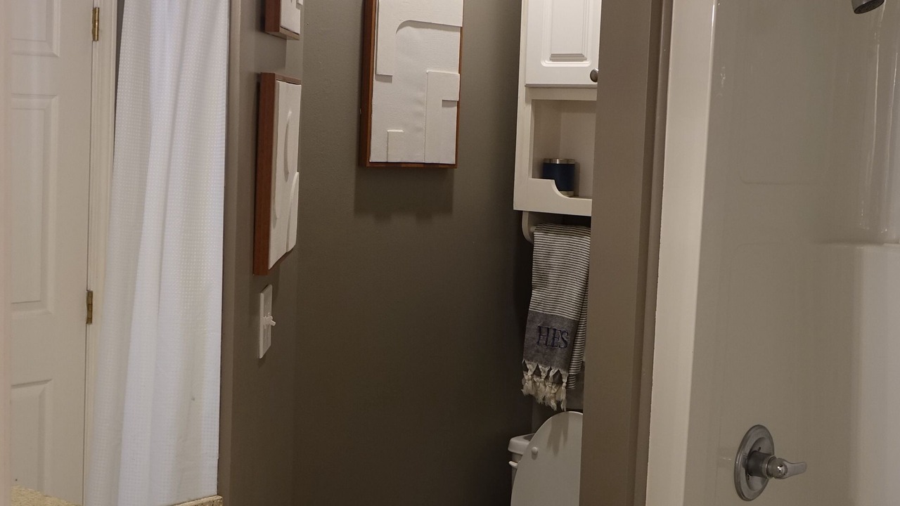 Photo of Bathroom in Pickwood