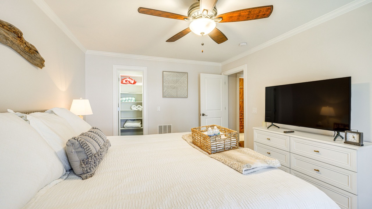Photo of Bedroom in Buckhead