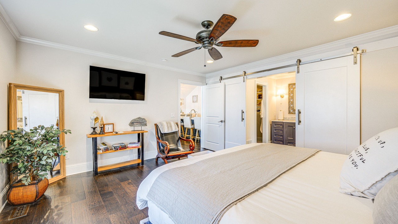 Photo of Bedroom in Buckhead