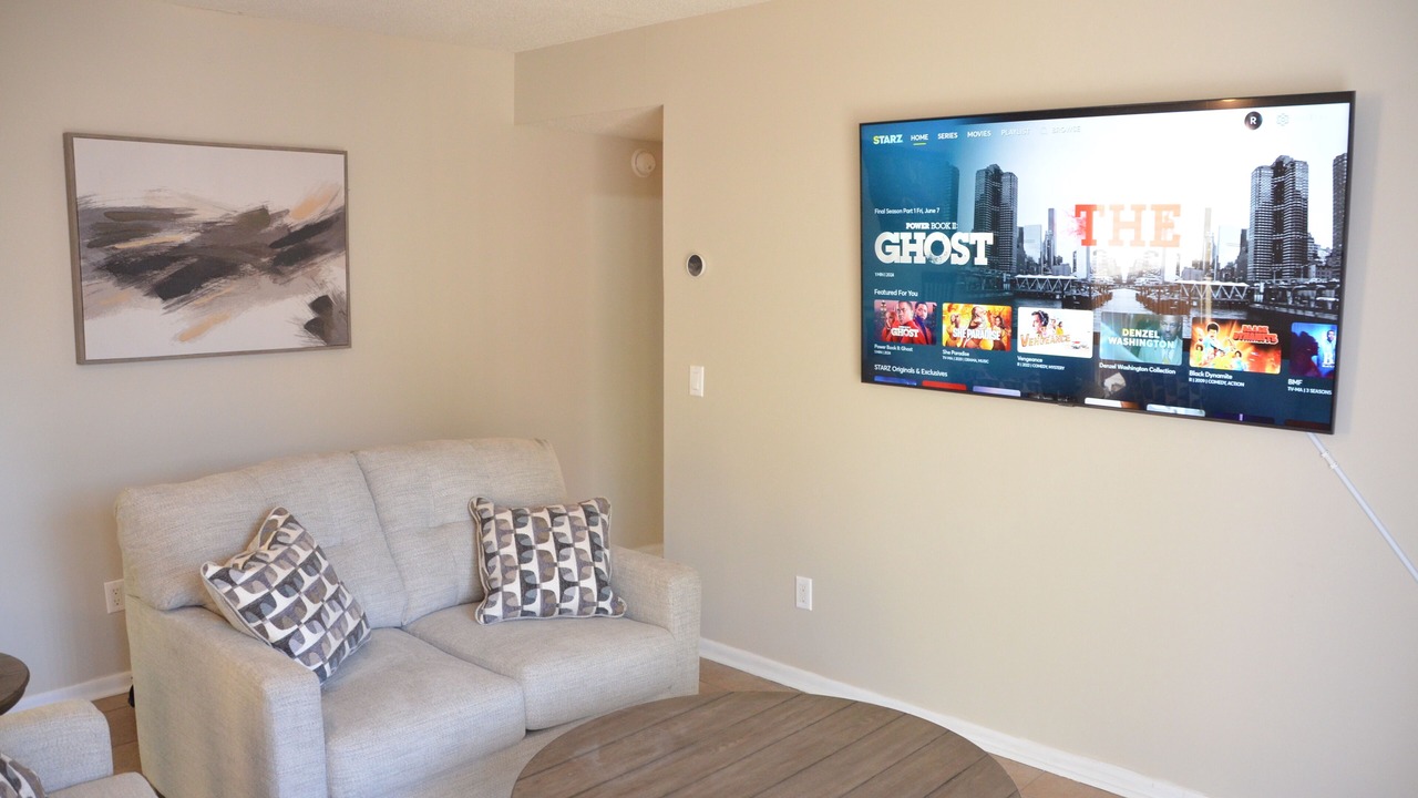 Photo of Livingroom in Enterprise