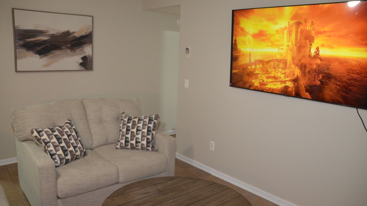 Photo of Livingroom in Enterprise