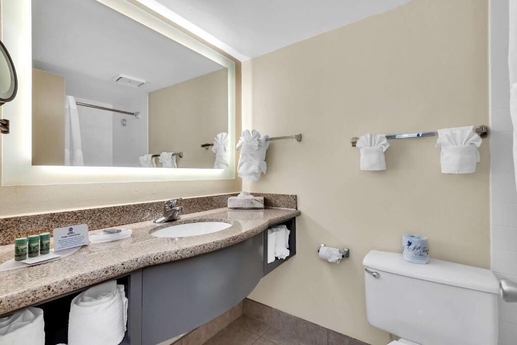 Photo of Bathroom in Florida Center