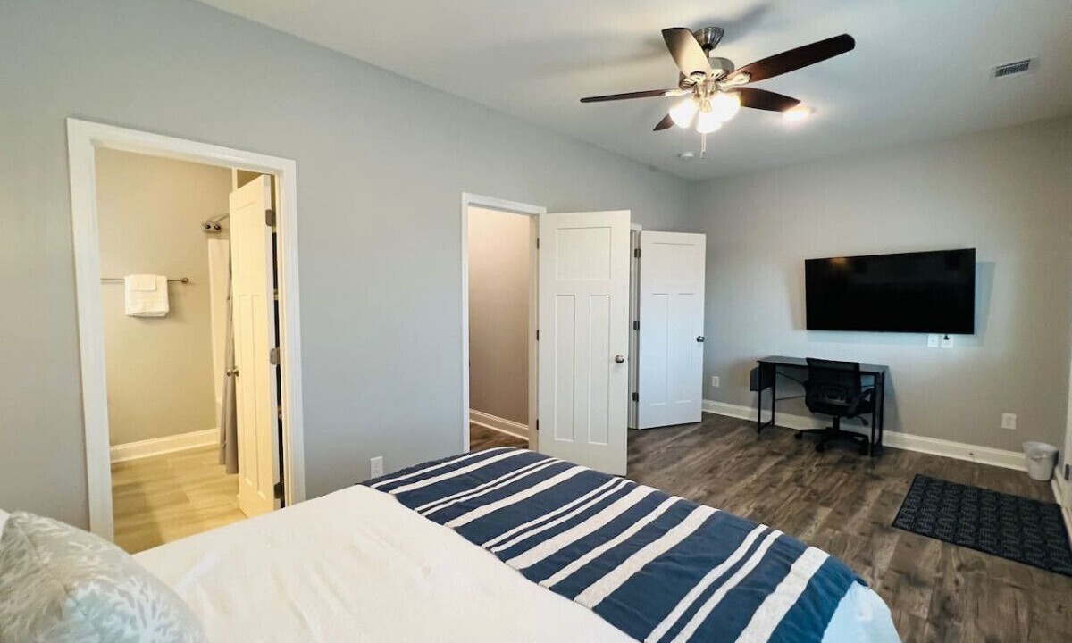 Photo of Bedroom in Augusta