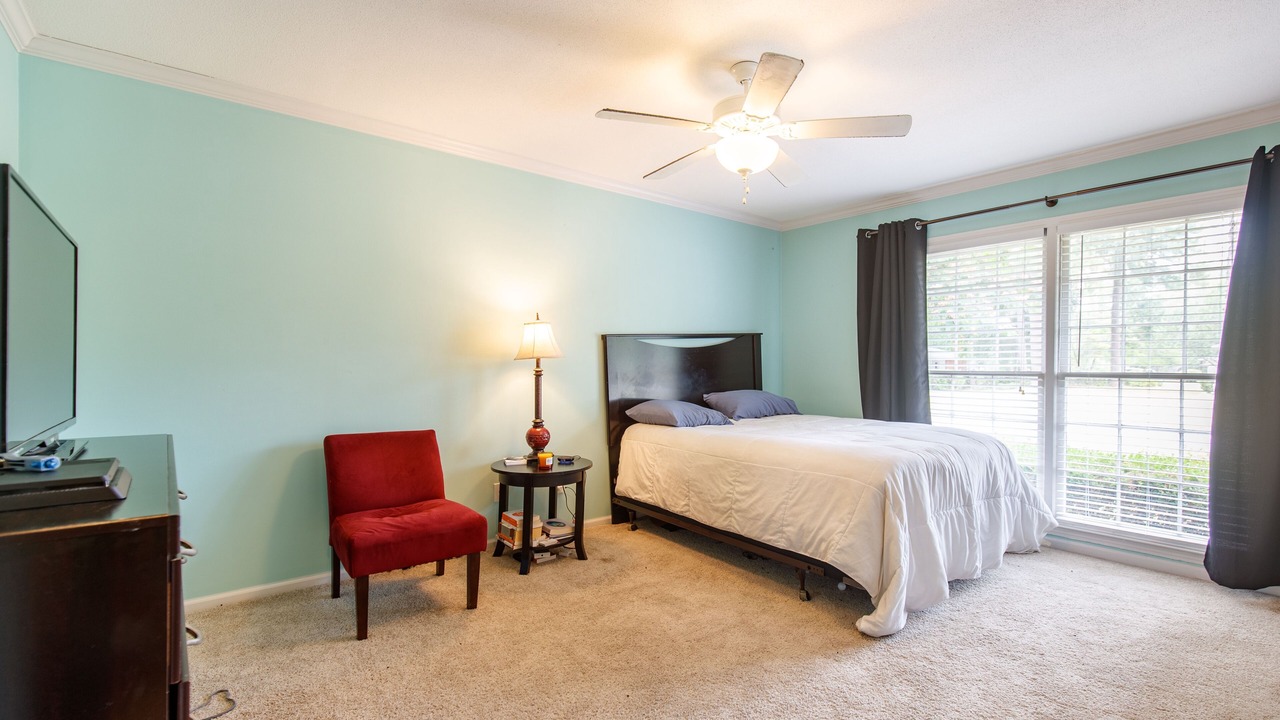 Photo of Bedroom in Valdosta