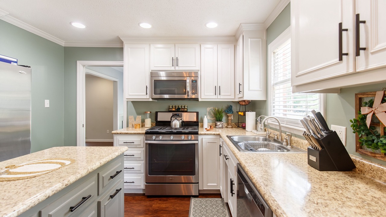 Photo of Kitchen in Valdosta