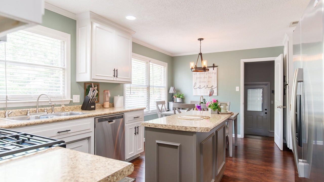 Photo of Kitchen in Valdosta