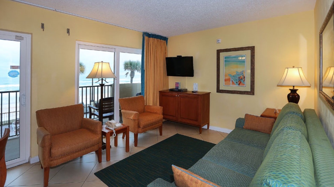 Photo of Livingroom in Ormond Beach