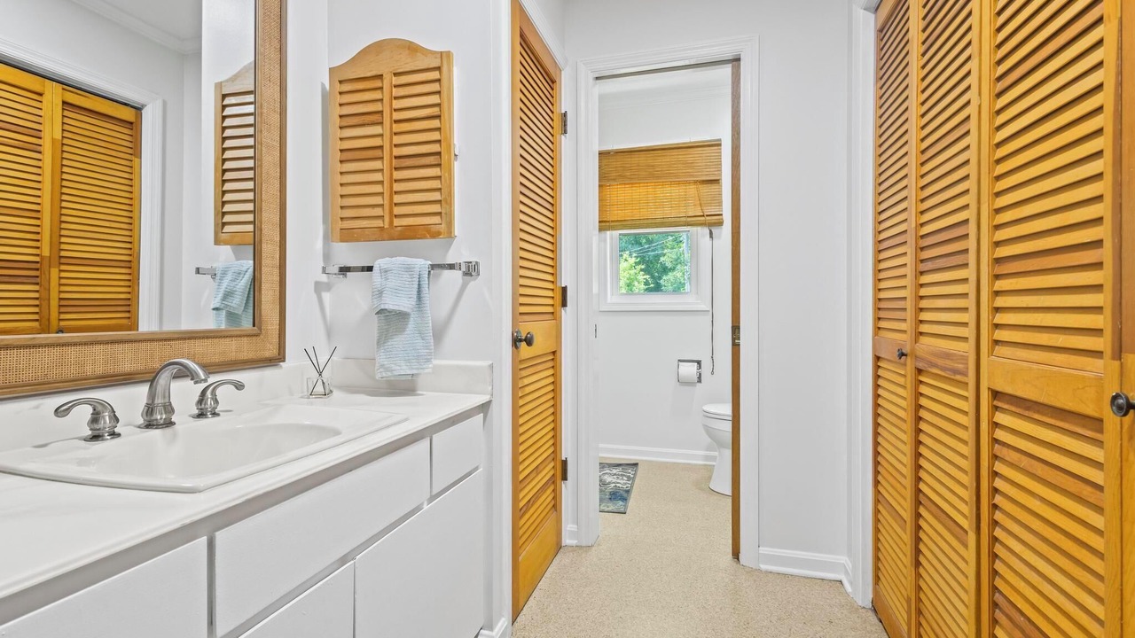 Photo of Bathroom in Ono Island