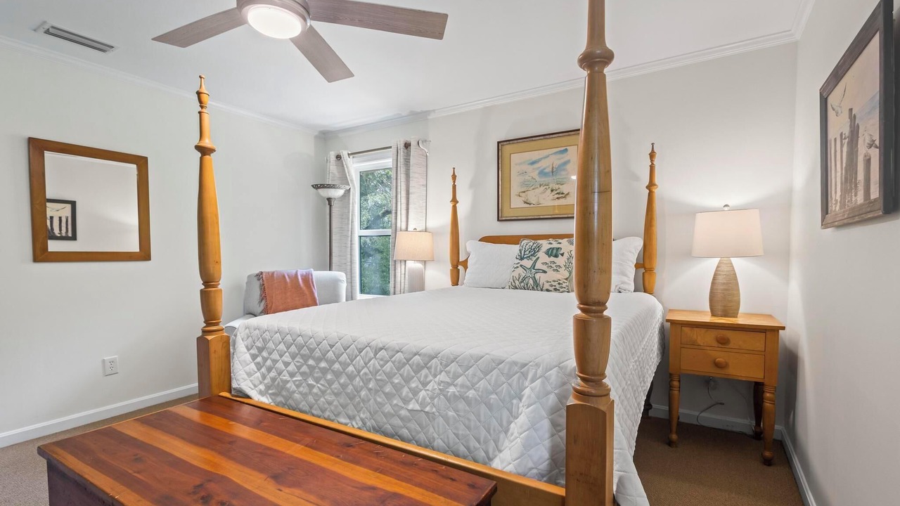 Photo of Bedroom in Ono Island