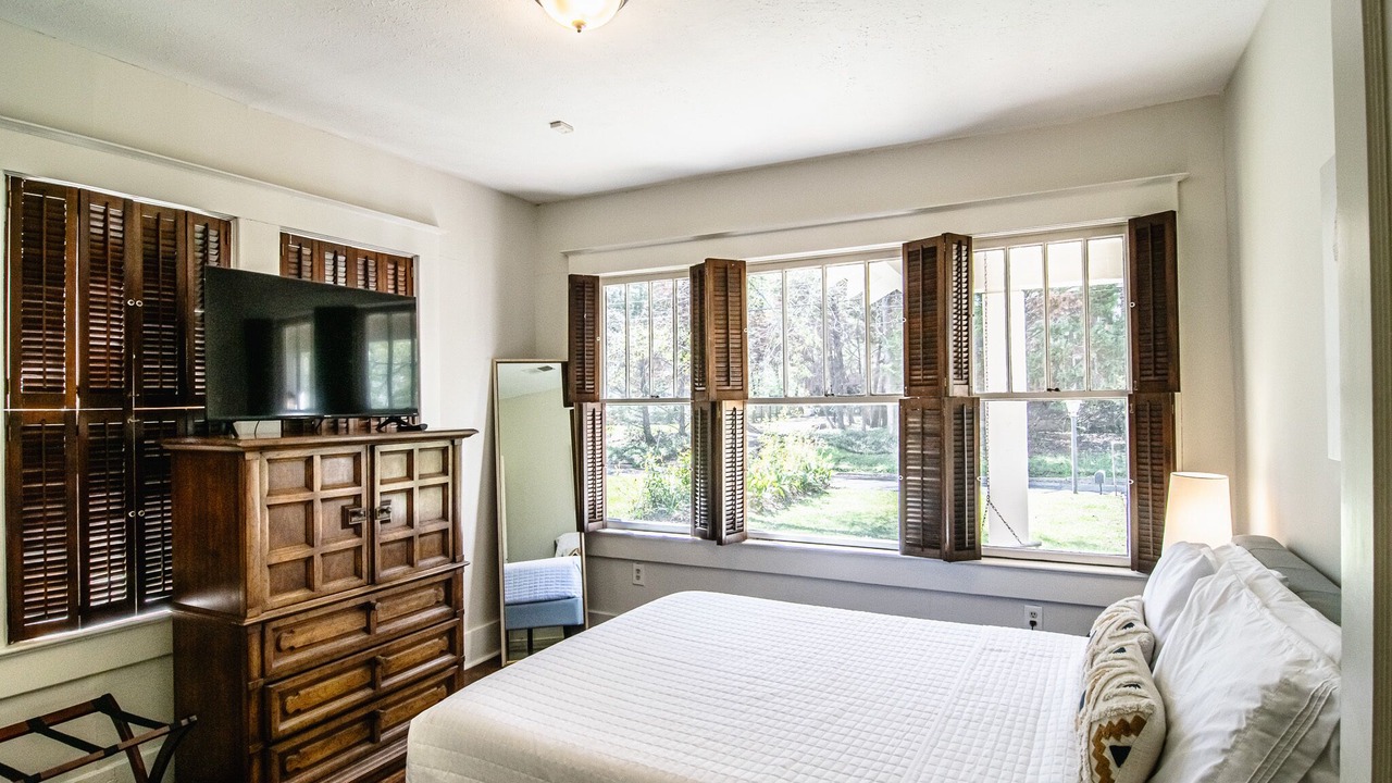 Photo of Bedroom in Greater Belhaven