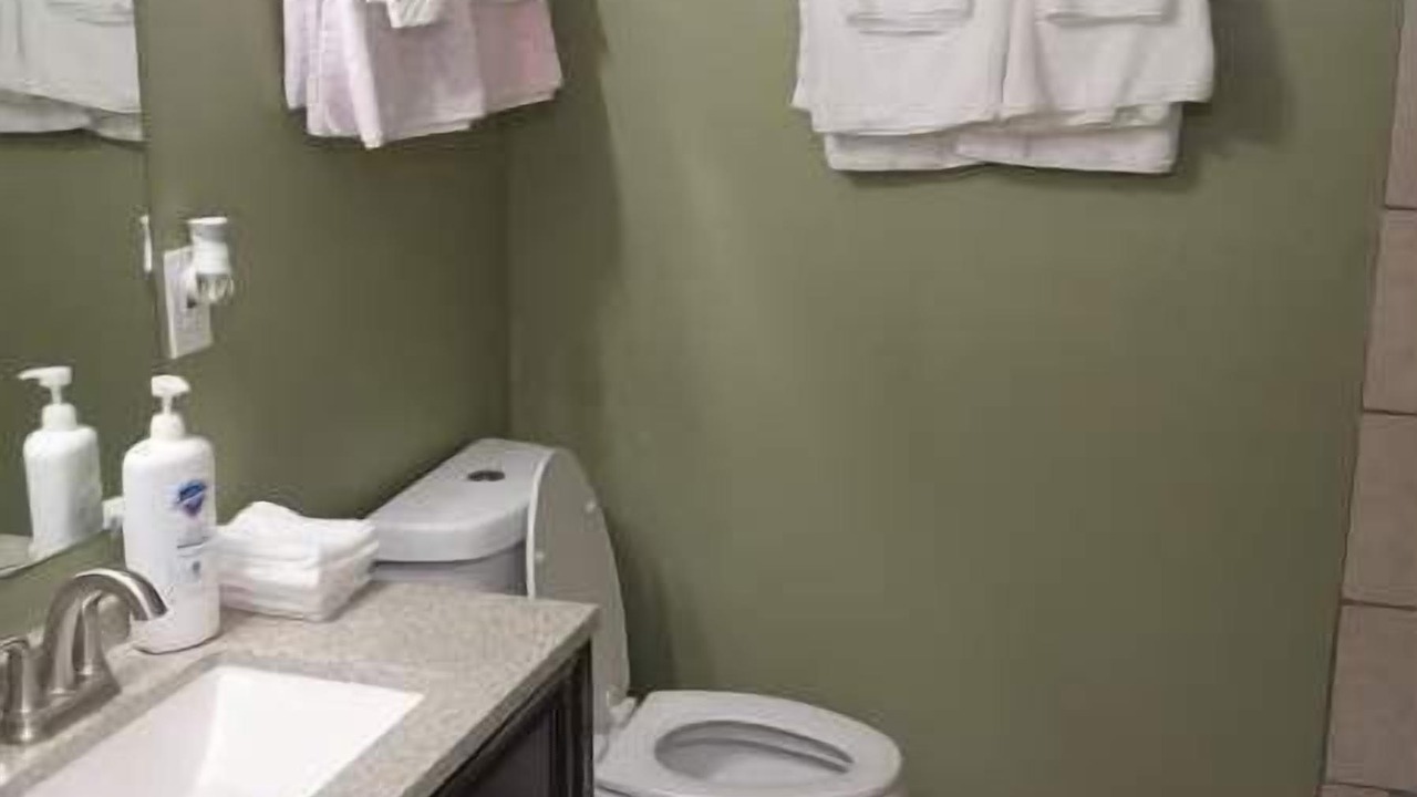 Photo of Bathroom in Griffin