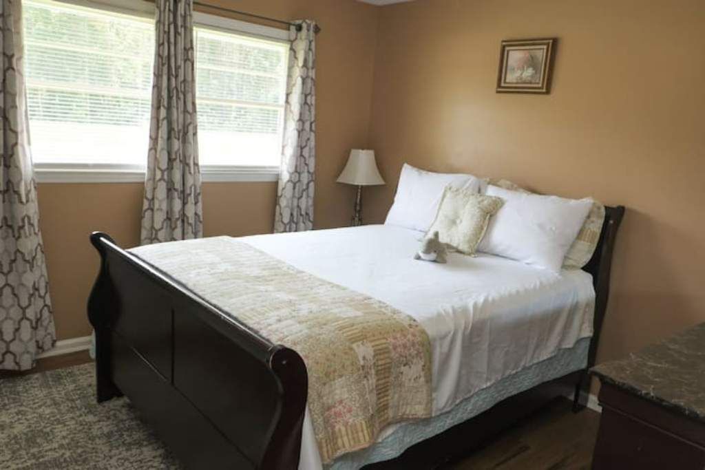 Photo of Bedroom in Griffin