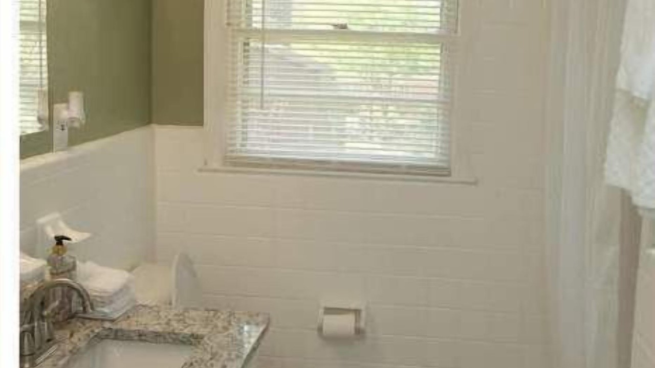 Photo of Bathroom in Griffin