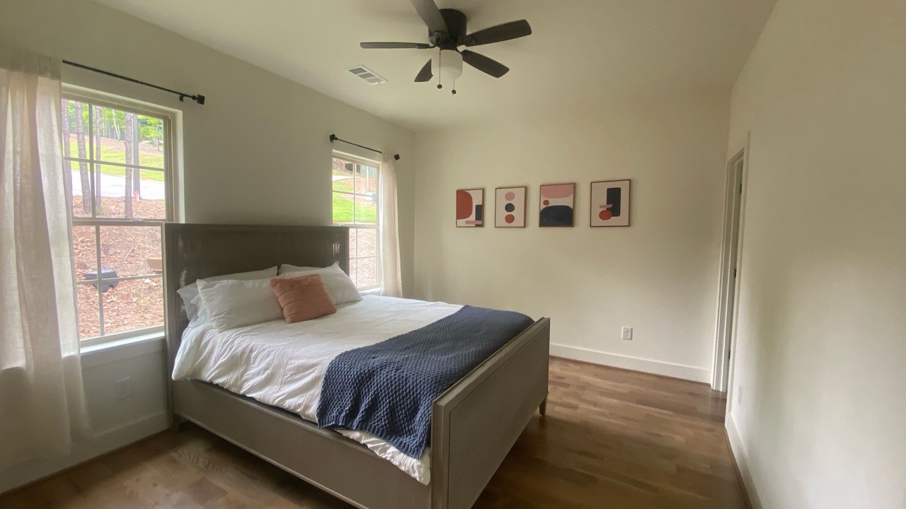 Photo of Bedroom in Tallassee