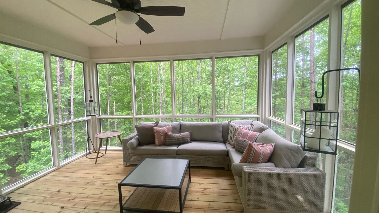 Photo of Livingroom in Tallassee