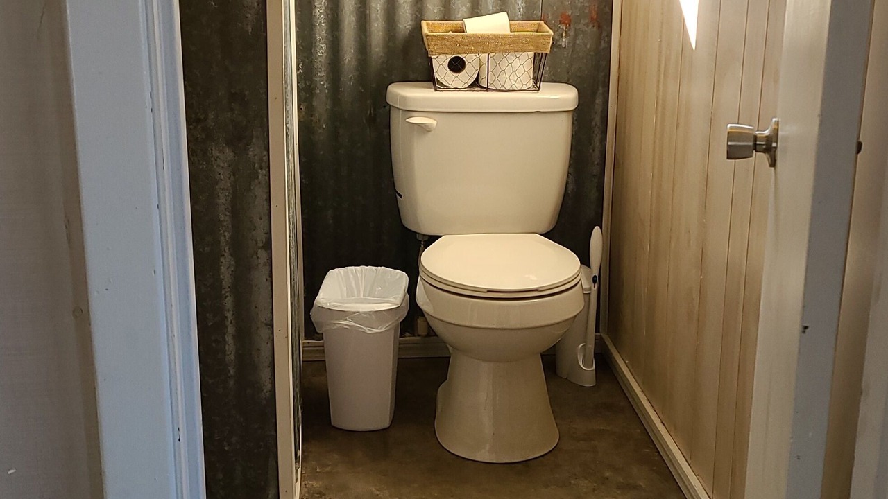Photo of Bathroom in Hemphill