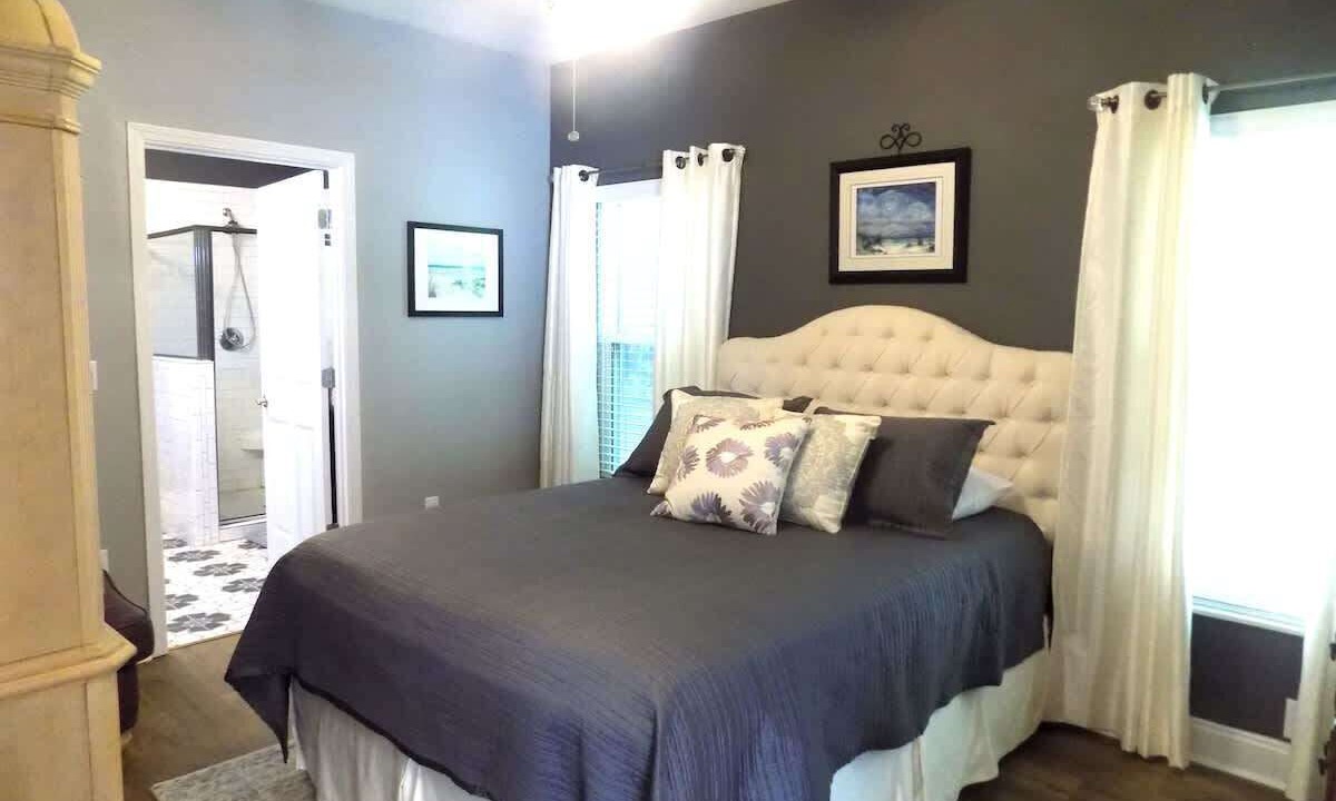 Photo of Bedroom in Northeast Pensacola