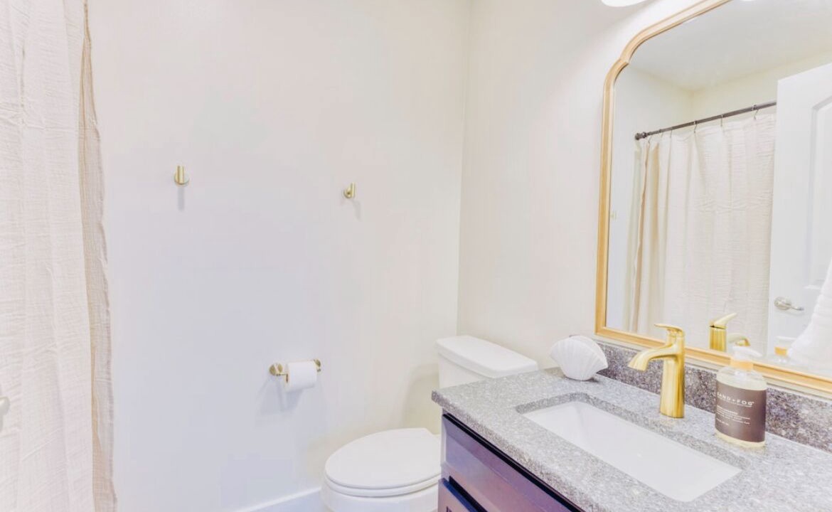 Photo of Bathroom in Pass Christian