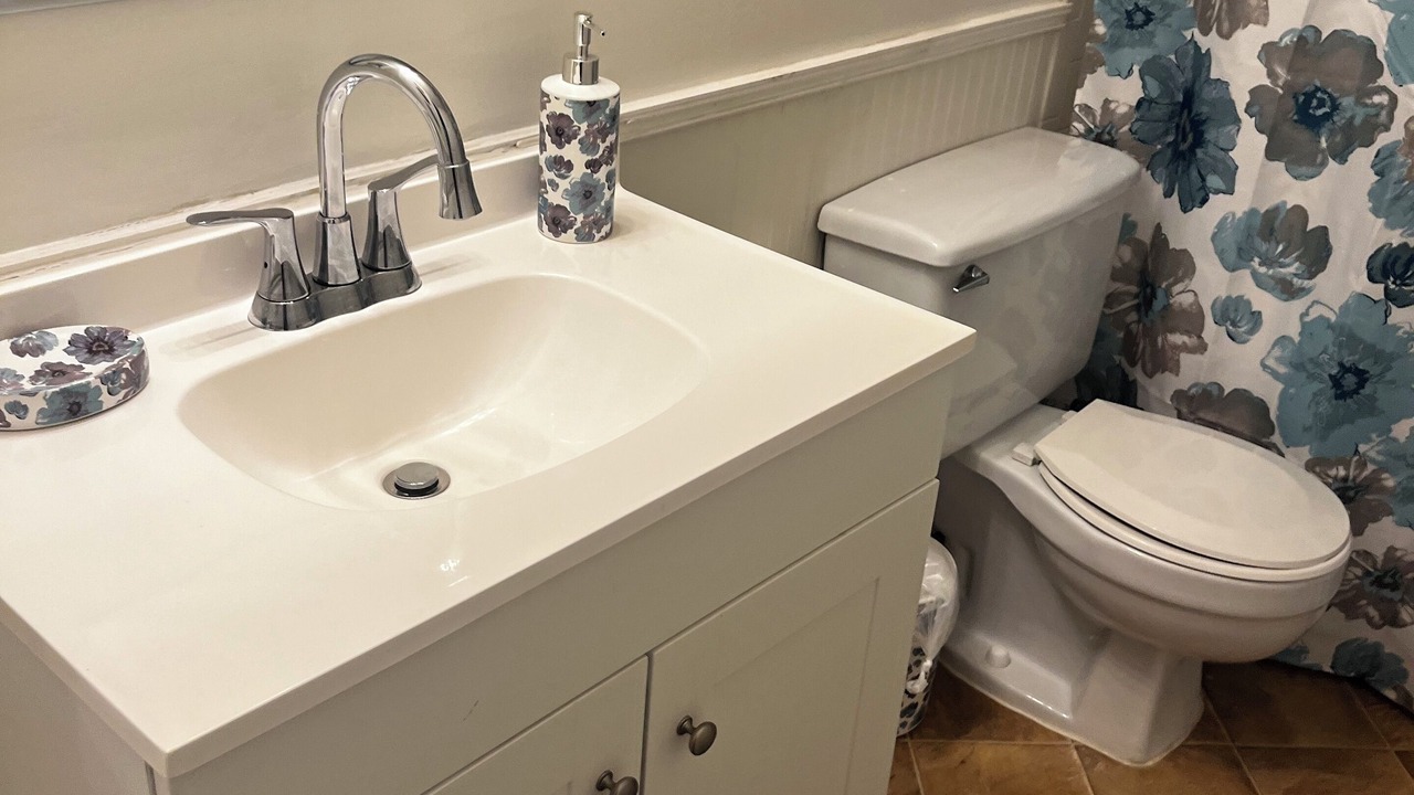 Photo of Bathroom in Gunter Afs