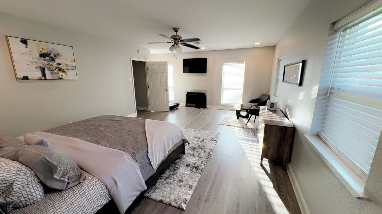 Photo of Bedroom in Gulf Hills