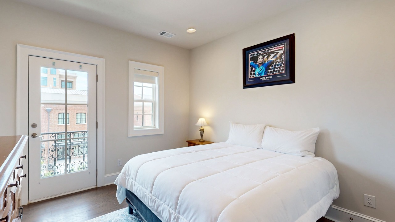 Photo of Bedroom in Hitch Village - Fred Wessels Homes
