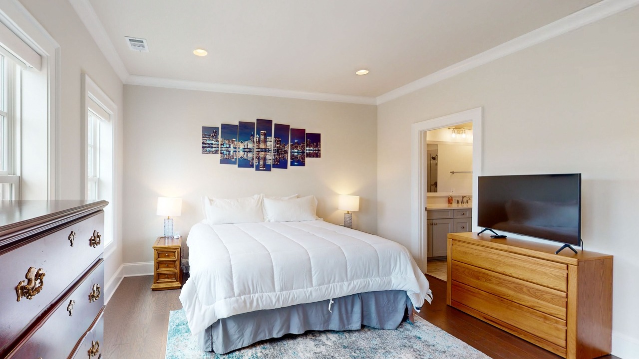 Photo of Bedroom in Hitch Village - Fred Wessels Homes
