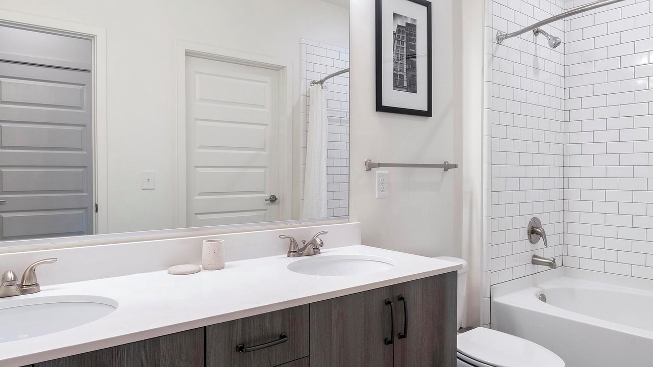 Photo of Bathroom in Mableton