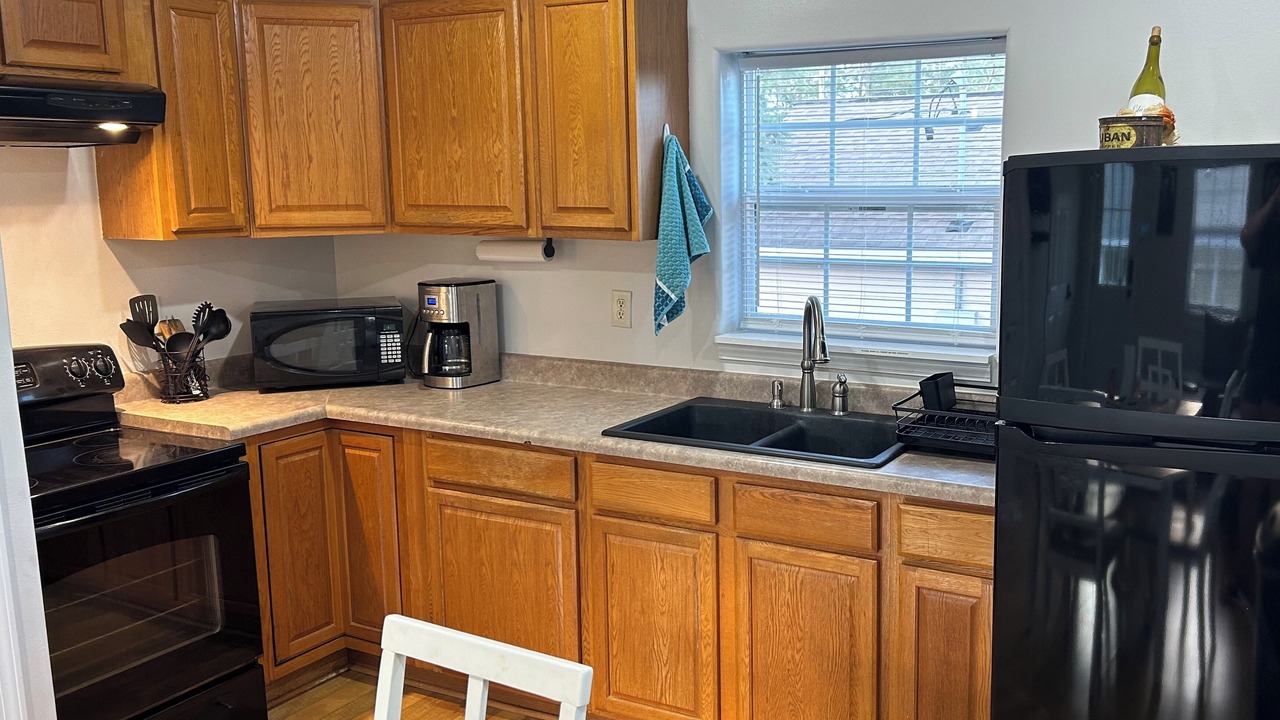 Photo of Kitchen in Shoreline Park
