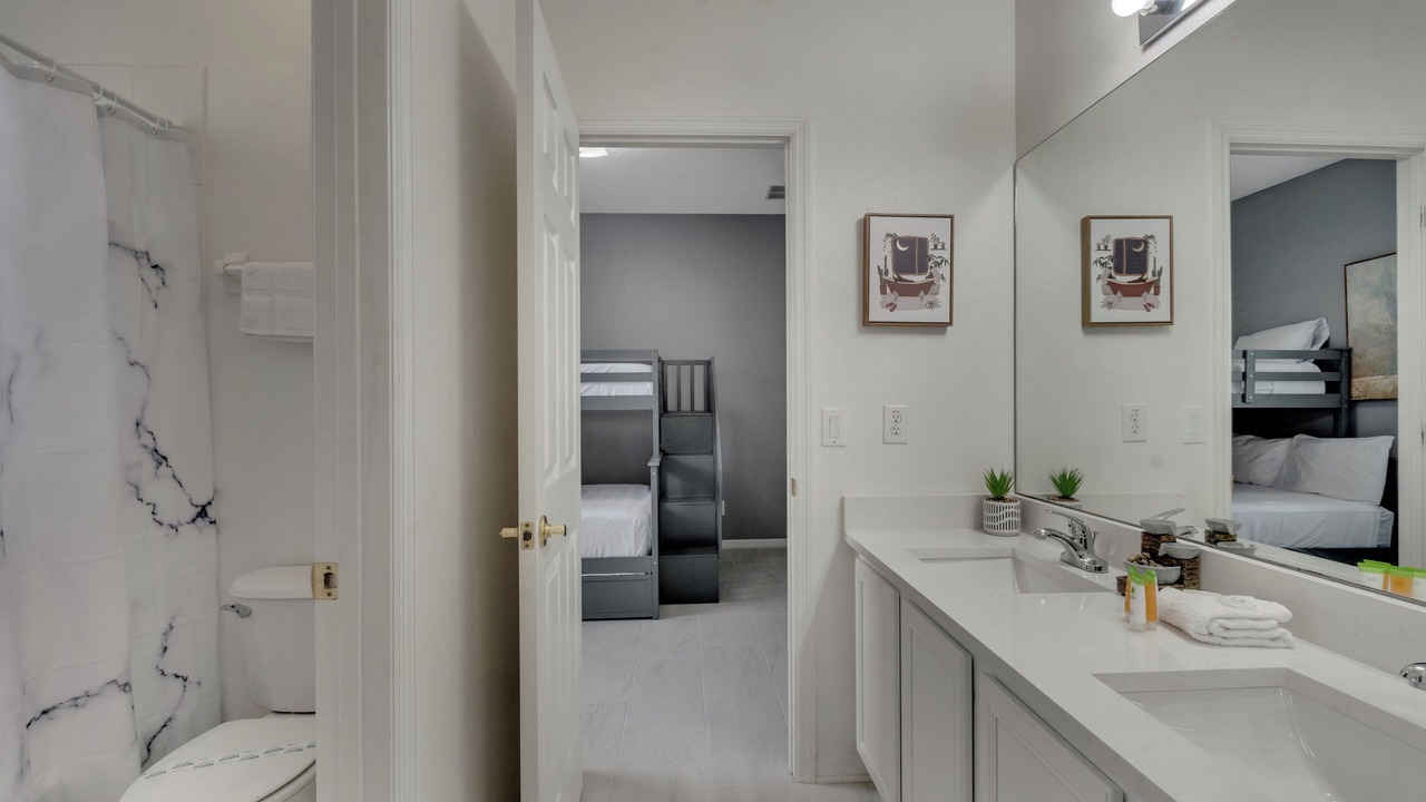 Photo of Bathroom in Florida Pines