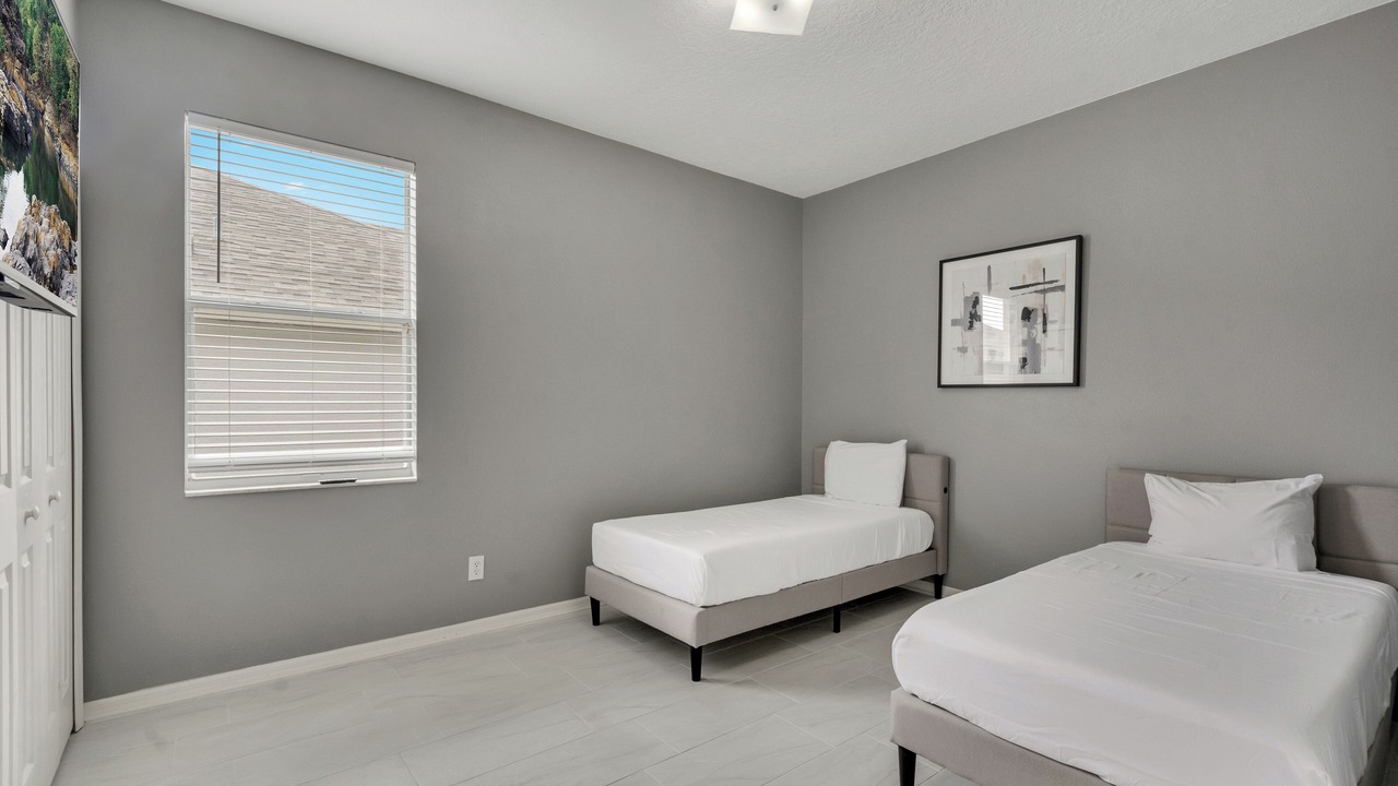 Photo of Bedroom in Florida Pines