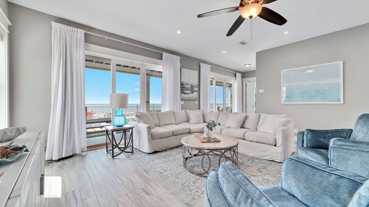 Photo of Livingroom in Ono Island