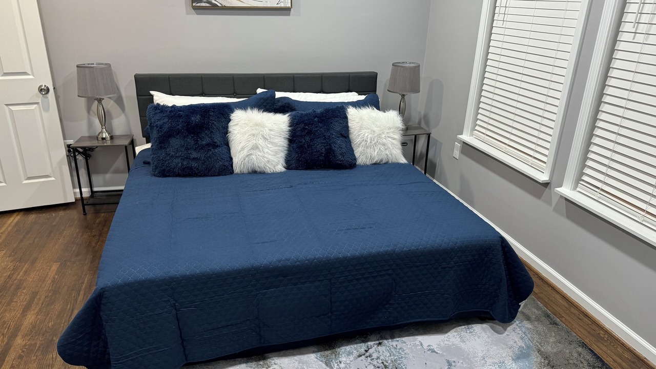 Photo of Bedroom in Crestline Heights