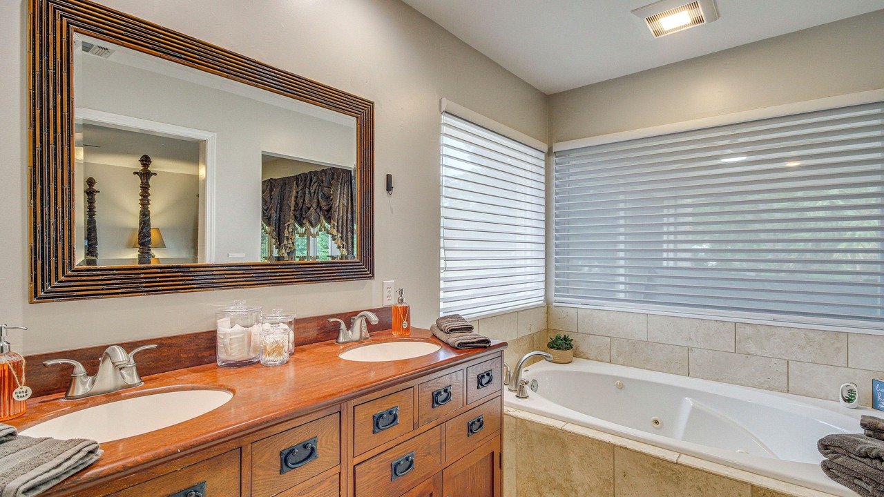 Photo of Bathroom in Gulf Hills